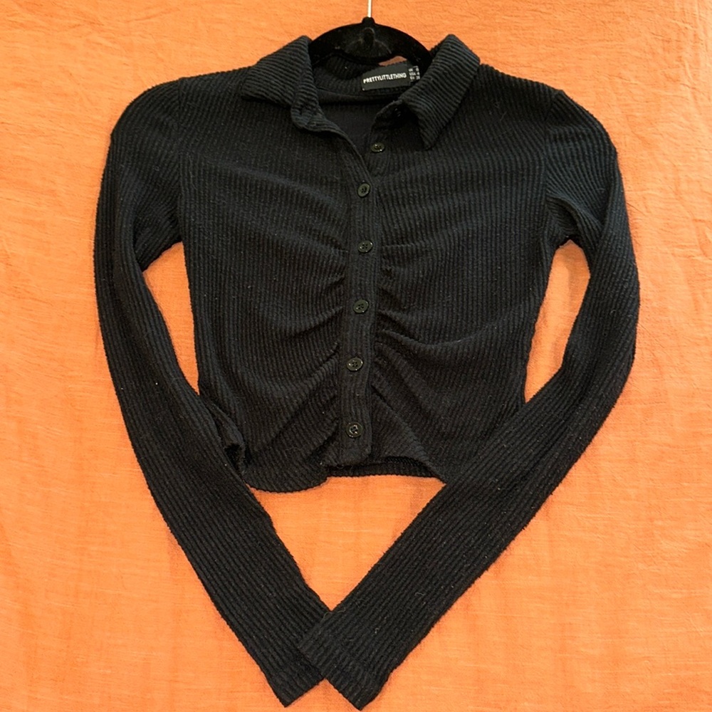 Black Button up crop top